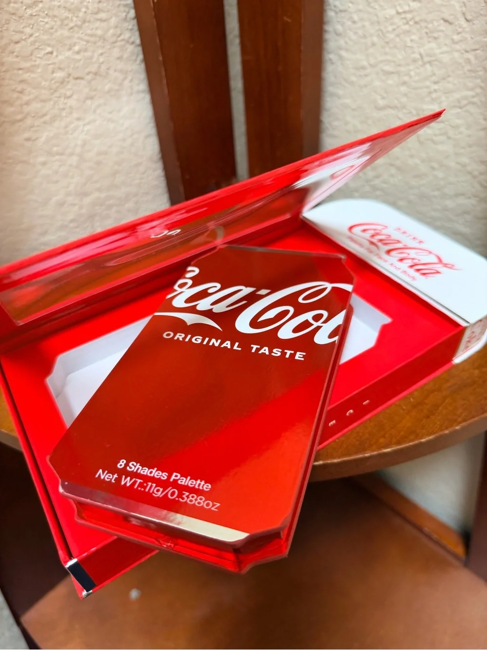 🔹New.. Coca-Cola x Glam lite limited-edition Original Palette